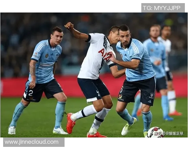 2019年西悉尼足球队对阵惠灵顿凤凰队精彩赛事回顾与分析