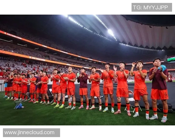 2018年中国男足与泰国男足激战回顾与精彩瞬间分析