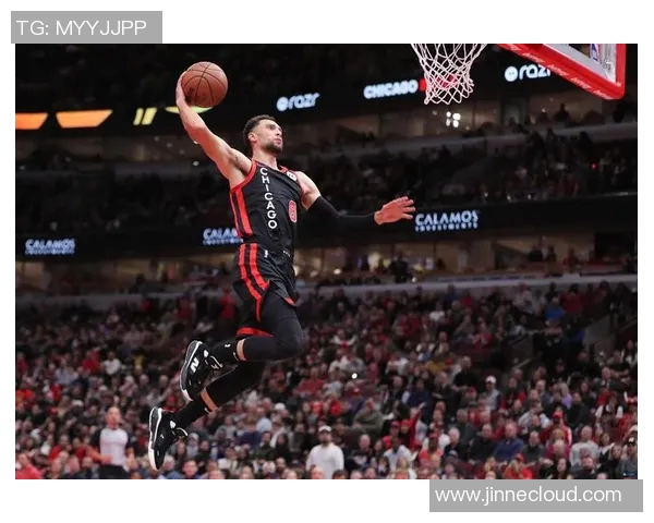 31火箭对阵热火精彩直播回顾及赛后分析全程报道