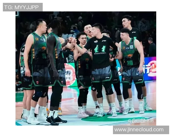 2021年CBA辽宁队与福建队激战回顾精彩瞬间与赛季亮点分析