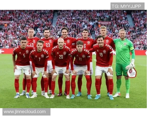 丹麦女足与奥地利女足激战正酣谁能在这场较量中胜出