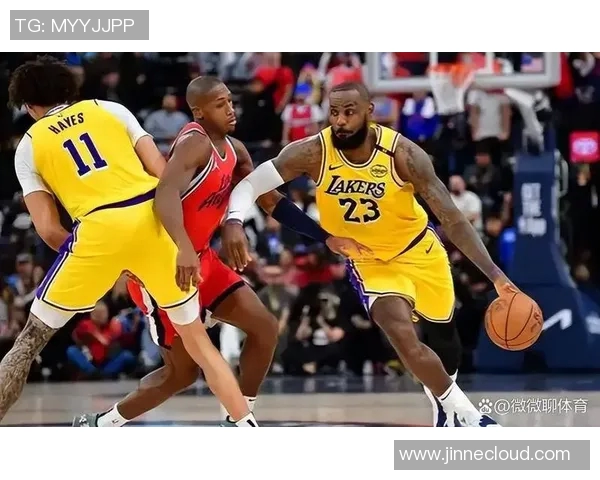 湖人对火箭精彩对决回顾及比赛录像分析全程解读 湖人对火箭精彩对决回顾及比赛录像分析全程解读