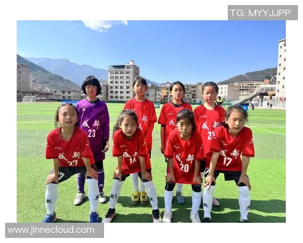 爱媛队与长崎成功丸的激烈对决展现足球魅力与团队精神