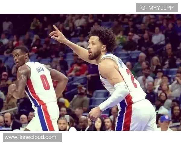 热火与活塞激战全场精彩回放尽在此处重温比赛瞬间与精彩时刻 热火与活塞激战全场精彩回放尽在此处重温比赛瞬间与精彩时刻