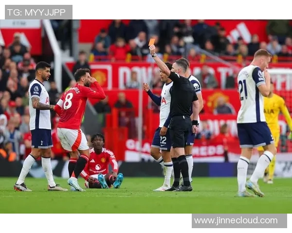 热刺与曼联巅峰对决全场直播精彩回顾与战况分析 热刺与曼联巅峰对决全场直播精彩回顾与战况分析