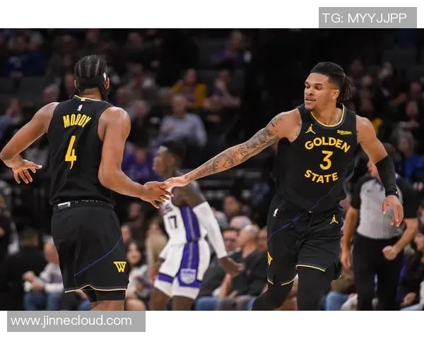 勇士与雷霆激战全场回放精彩瞬间回顾及赛后分析 勇士与雷霆激战全场回放精彩瞬间回顾及赛后分析