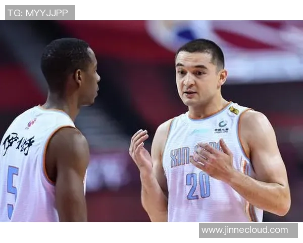 西热力江：从新疆篮球新星到国际赛场的闪耀之路