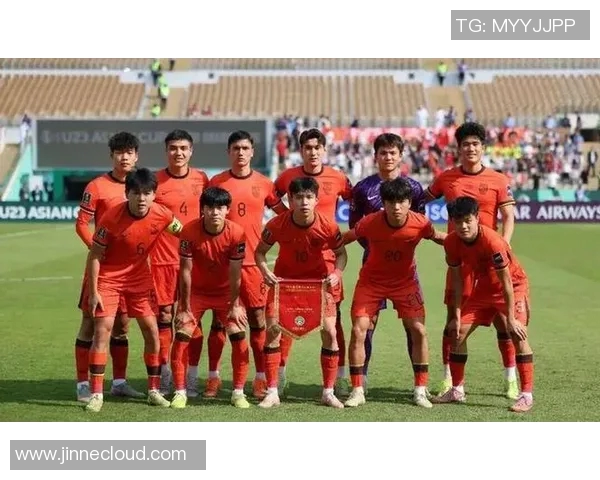 越南与阿联酋在亚运会的激烈对决展现足球魅力与团队精神