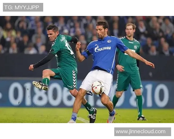 雷根斯堡与汉堡激战即将上演精彩赛事分析与预测