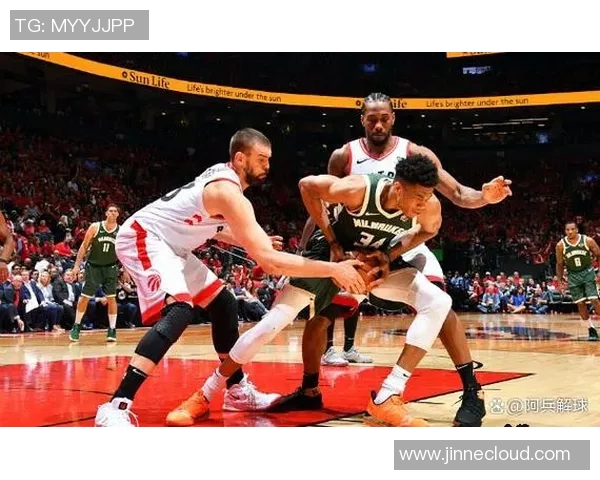 2017年雄鹿与猛龙精彩对决回顾CCTV全程直播精彩瞬间分析