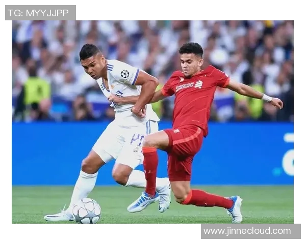 卡塞米罗的足球之路:从巴西天才到欧洲顶级中场的蜕变与荣耀