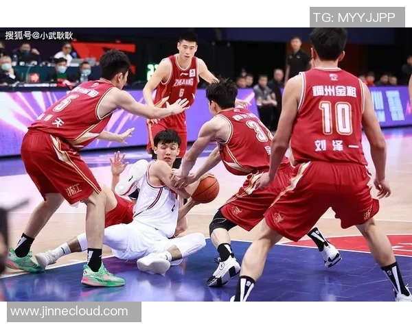 成都网球队在世界锦标赛上的拼搏历程与荣耀时刻全景回顾 成都网球队在世界锦标赛上的拼搏历程与荣耀时刻全景回顾