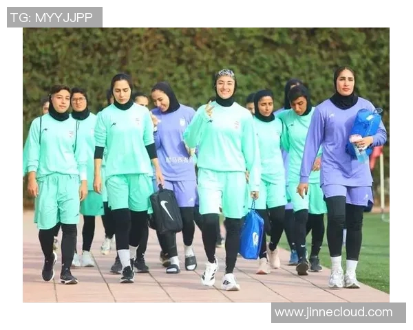 澳大利亚与伊朗足球交锋历史回顾及未来展望分析